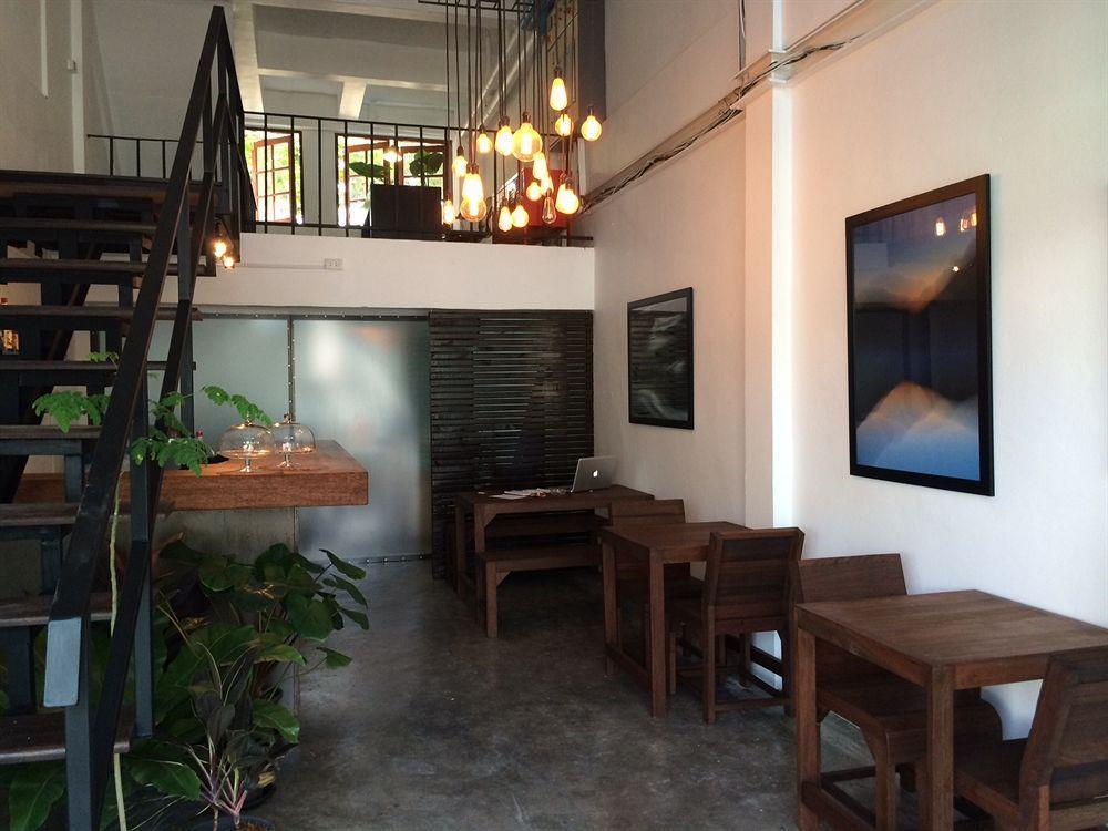 Kama Bangkok Bed and Breakfast Exteriör bild